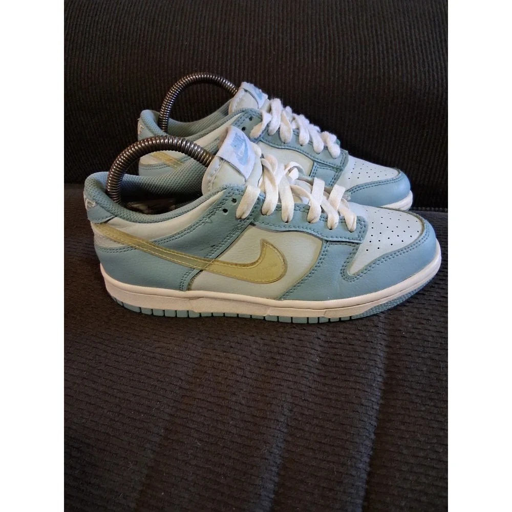 Nike Dunk Low Youth Size 5Y Women 6.5 DH9765-401 Aura Clear Blue Training Shoes - Picture 3 of 8